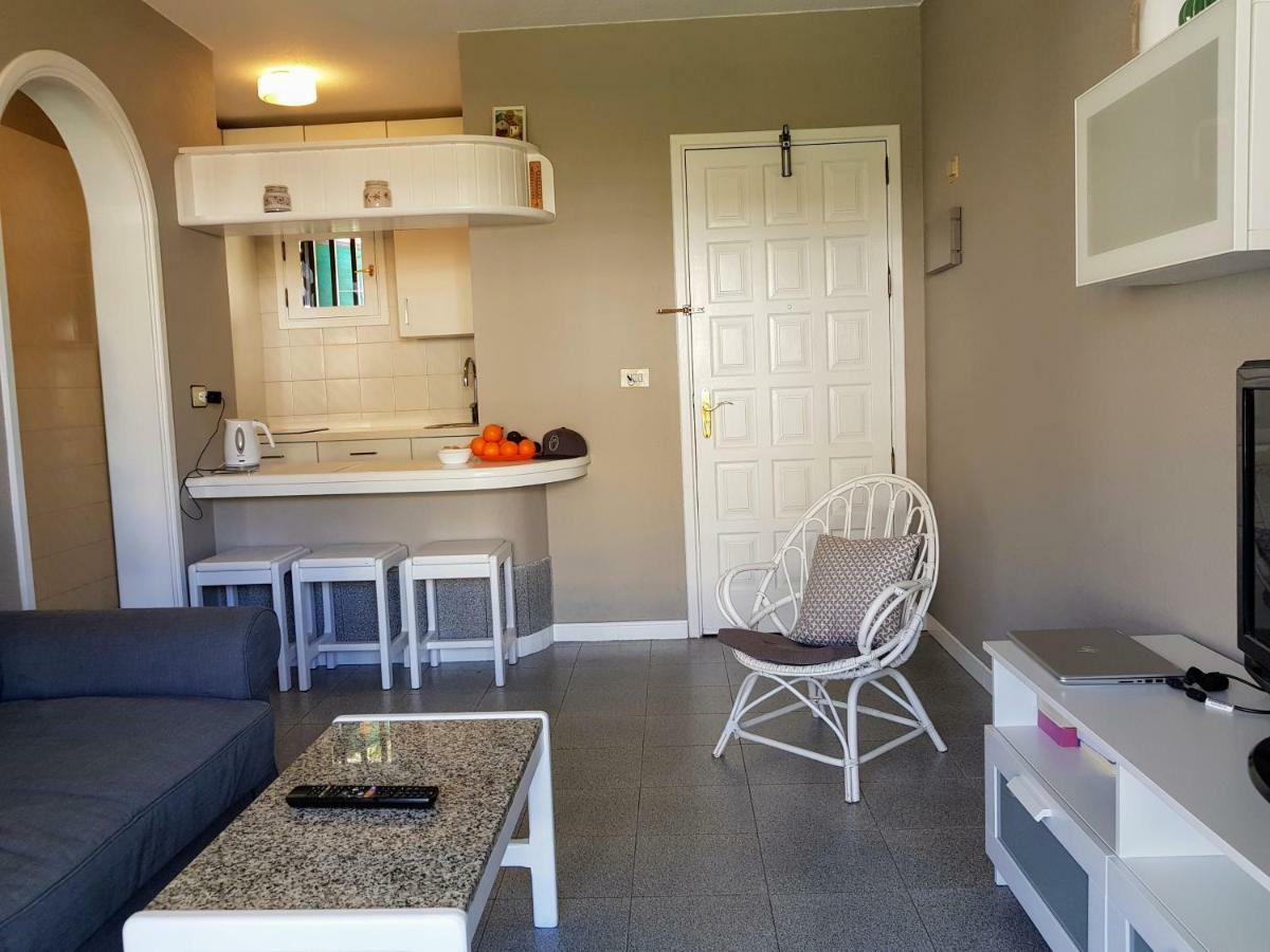 Ocean View Apartment And Heated Pool Puerto Rico  Exterior photo